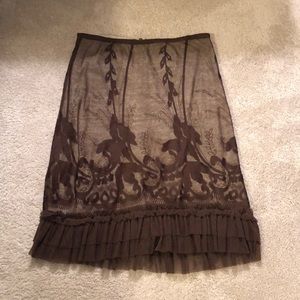 Brown lace skirt with pleats